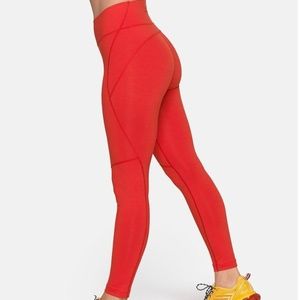 Outdoor Voices TechSweat 7/8 Leggings in Scarlet